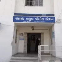 પંચાસીયામાં બાઈક/ ઘરવખરી સળગાવી નાખી