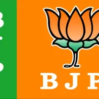 પક્ષે ટિકીટ ન આપતા ઉમેદવારી કરનારા સસ્પેન્ડ