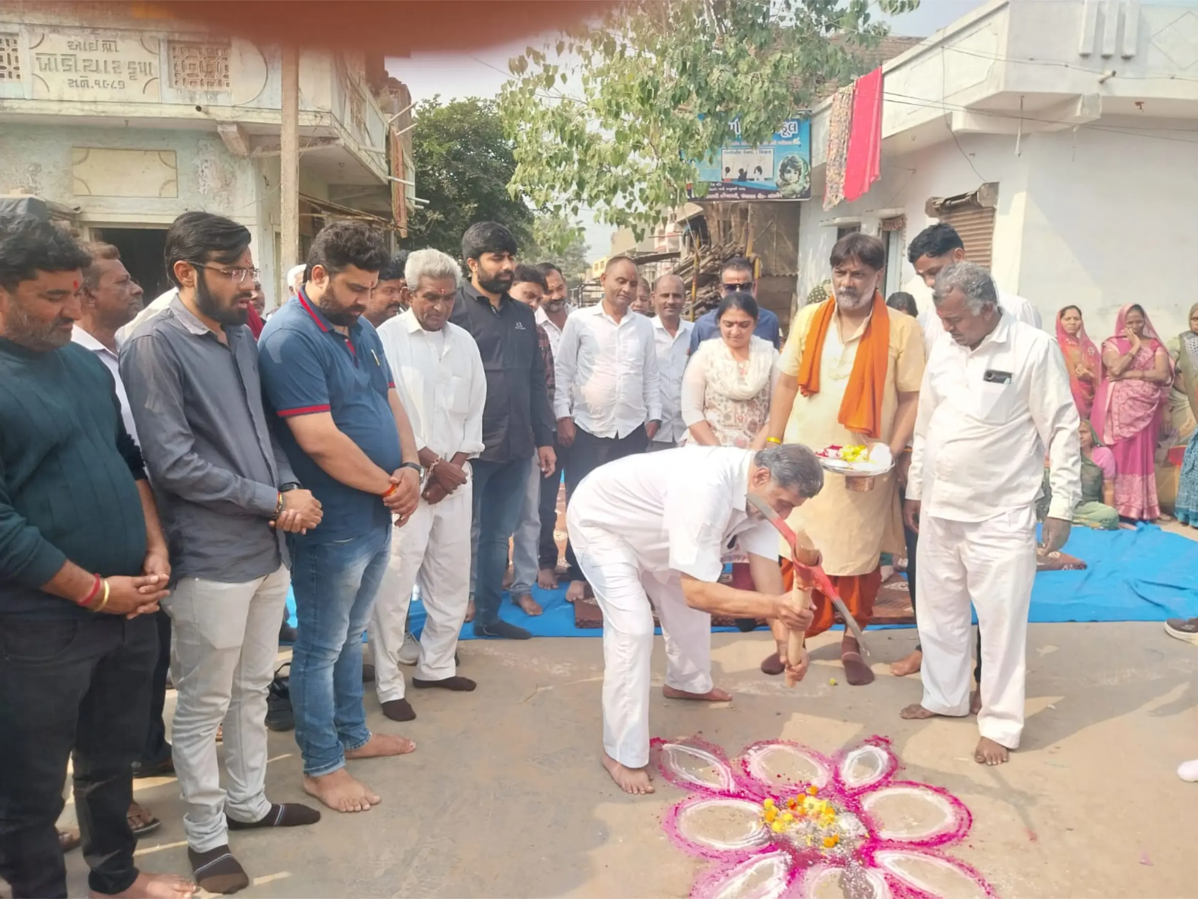 નવાપરામાં નવી પાણીની પાઇપ લાઇનનું ખાતમુહૂર્ત