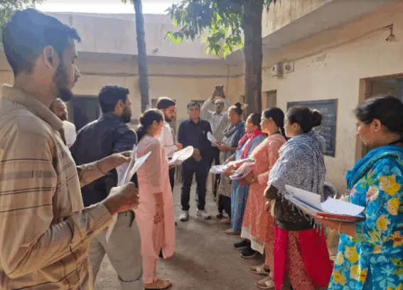 કલેકટરશ્રીએ વાંકાનેર મતવિસ્તારની મુલાકાત લીધી