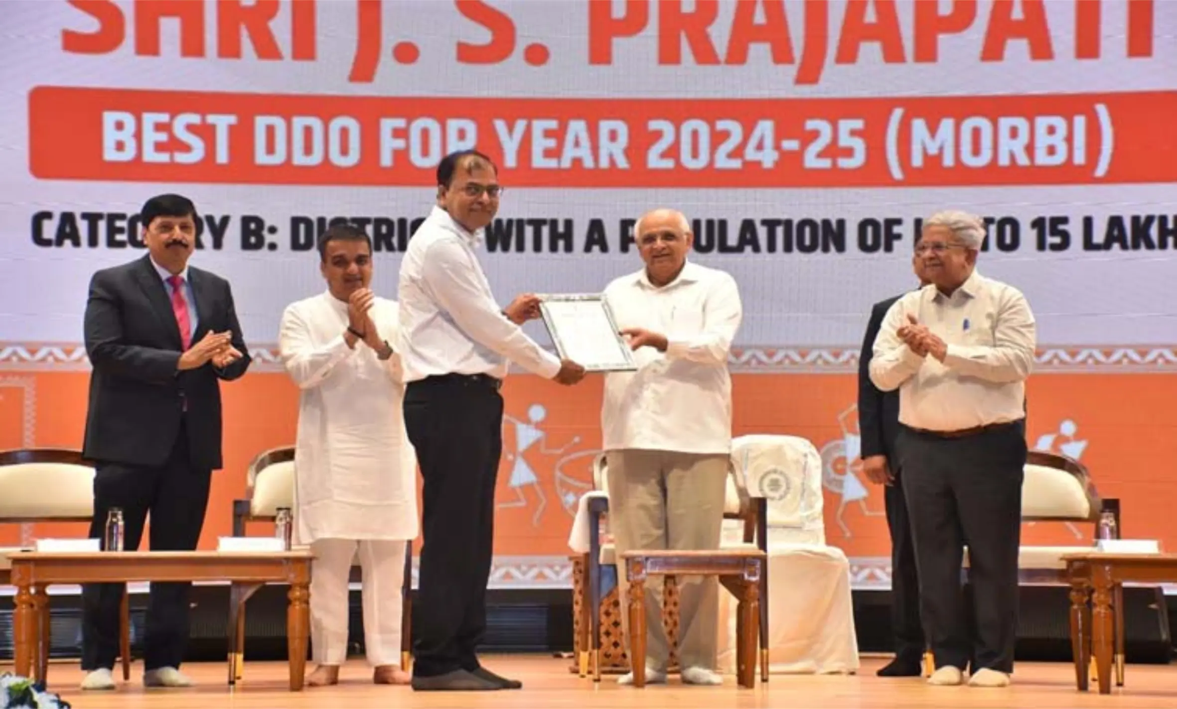 પૂર્વ ડીડીઓ શ્રેષ્ઠ ડીડીઓ તરીકે સન્માનિત