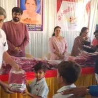 નગરસેવક જીગ્નેશ નાગ્રેચાનું માતાની પુણ્યતિથિએ સેવાકાર્ય