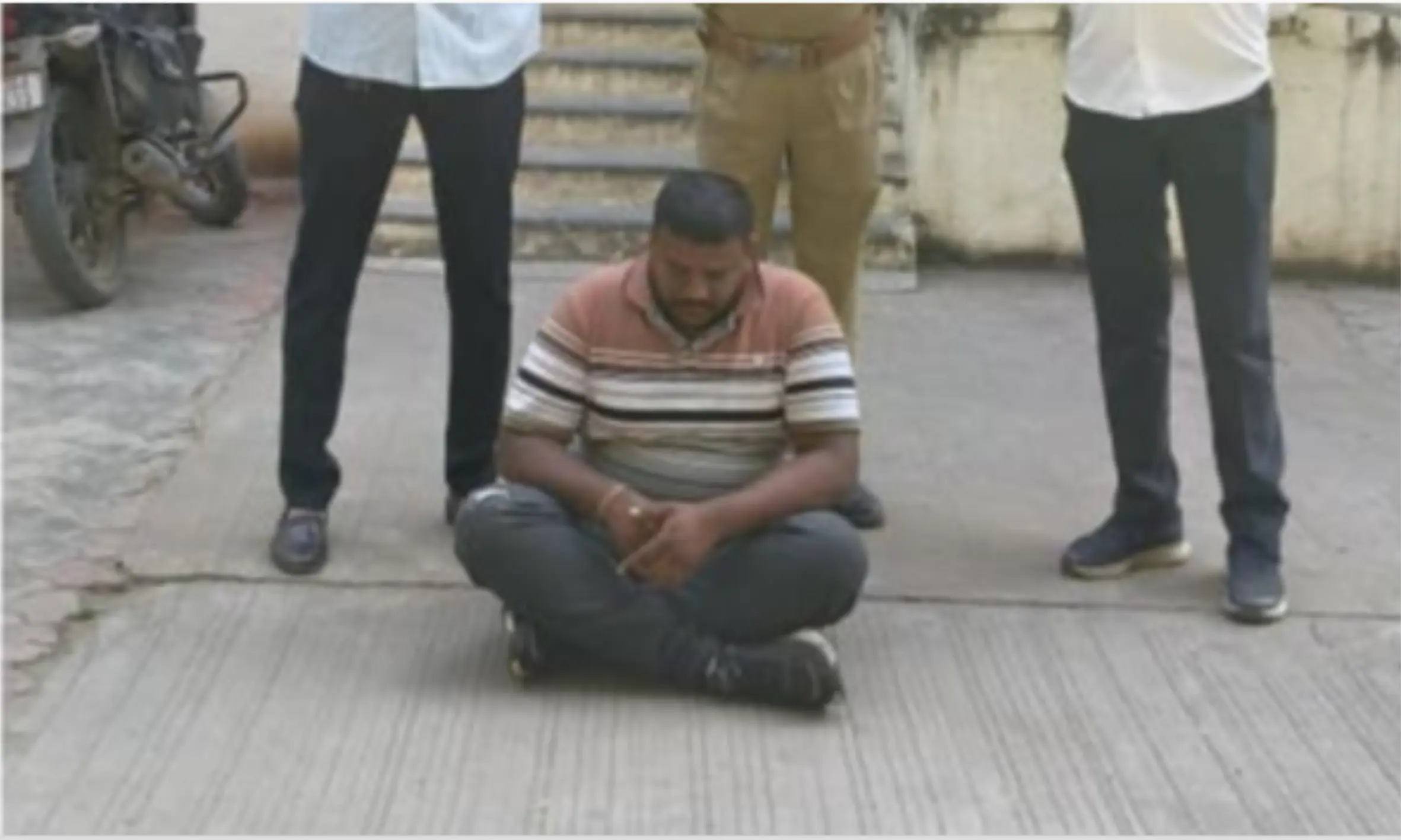 કાછિયાગાળા મઢમાંથી છત્તર ચોરીનો એક આરોપી પકડાયો