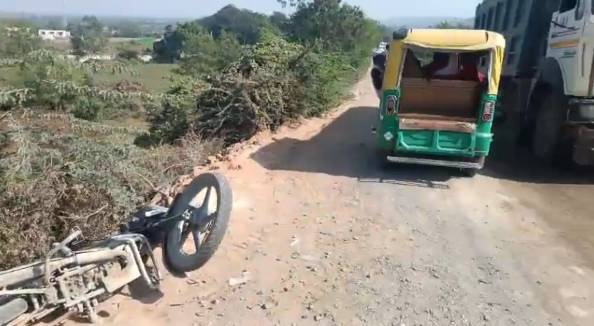 અકસ્માત સર્જનાર ડંપરીયાને ગ્રામજનોએ પકડયું