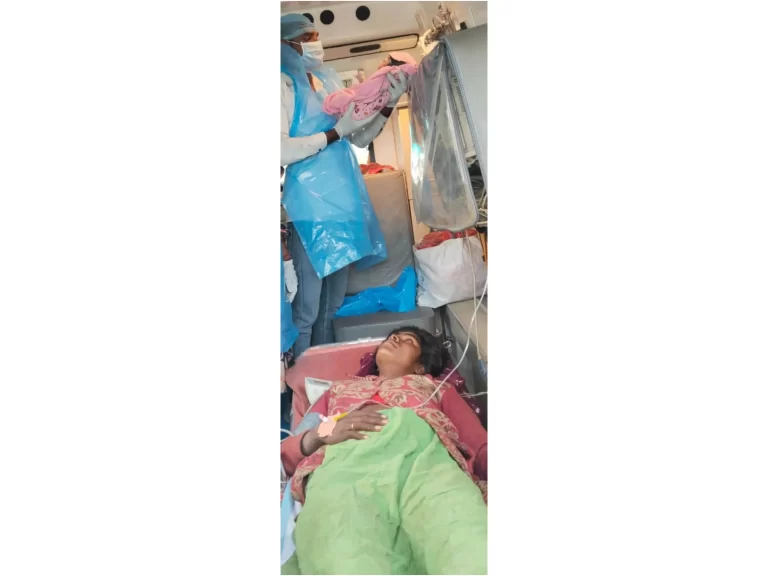 વાડી વિસ્તારમાં રહેતા પ્રસવ પીડિત મહિલાની વ્હારે 108