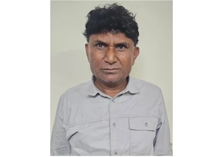 પ્રોહીબીશનના ગુનામાં નાસતા- ફરતાને પોલીસે પકડયો