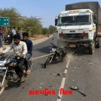 ઢુવા પાસે બે મોટર સાયકલને ટ્રક હડફેટે ઇજા