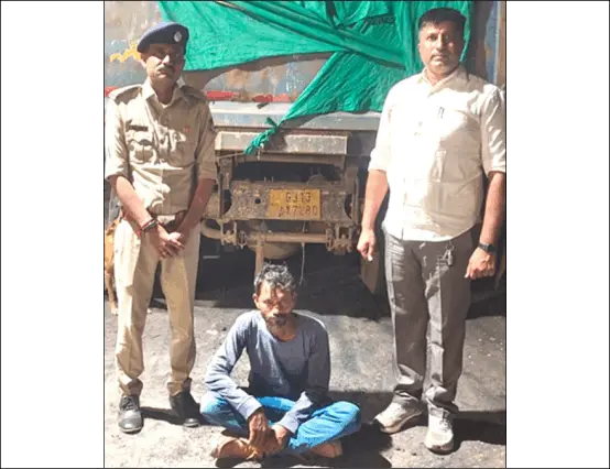 વિનયગઢનો રણછોડ ખનીજ ચોરીમાં પકડાયો